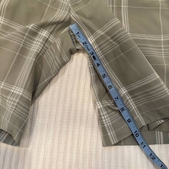 Ping Men’s Golf Shorts Size 34 Plaid Grey and White Design 10 inch Inseam - Picture 7 of 8